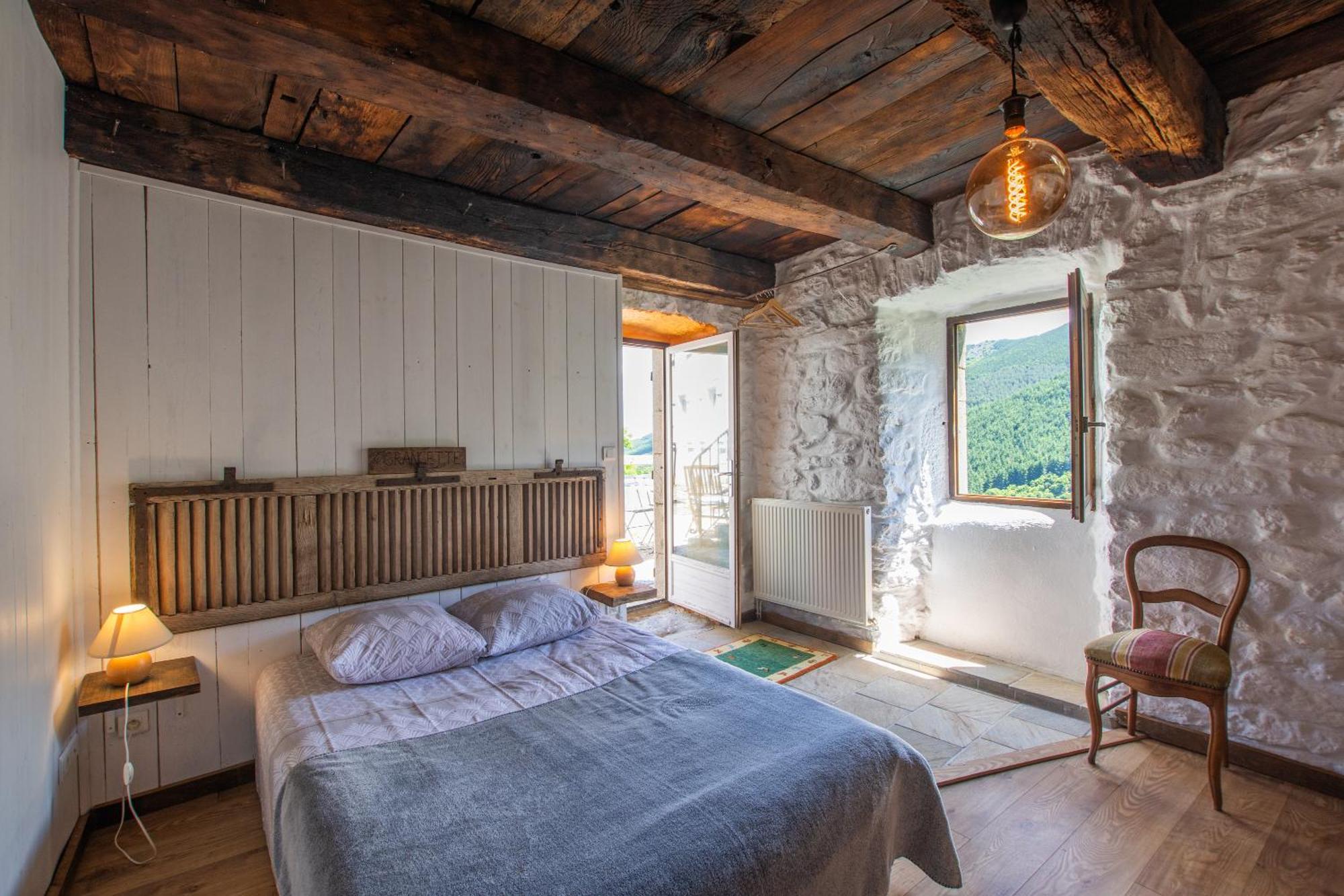 Les Chambres De La Ferme De Chalas Valgorge Exteriör bild